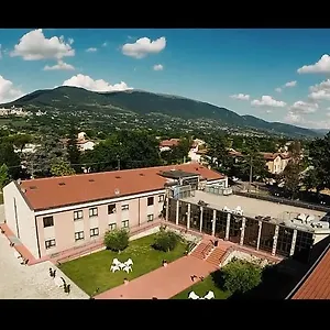 Hotel Th - Casa Leonori, Assisi